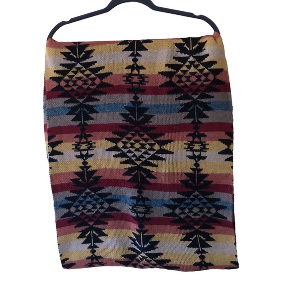 American Eagle Outfitters Aztec Southwest Shawl Wrap Neck Scarf Women's One Size - Picture 1 of 4
